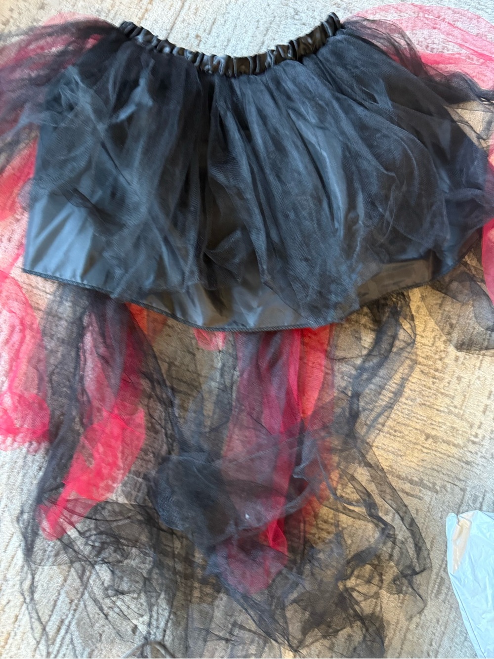 Woman’s Halloween Costume red black netted skirt multi length small